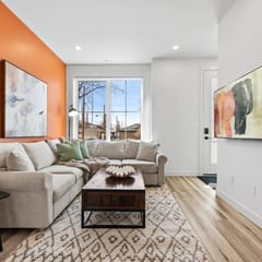 Rooftop Patio | King Bed | 2 Ensuites + Garage
